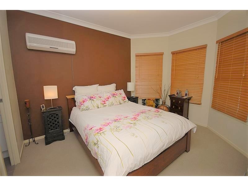 45 Admiral Terrace, Springfield Lakes QLD 4300