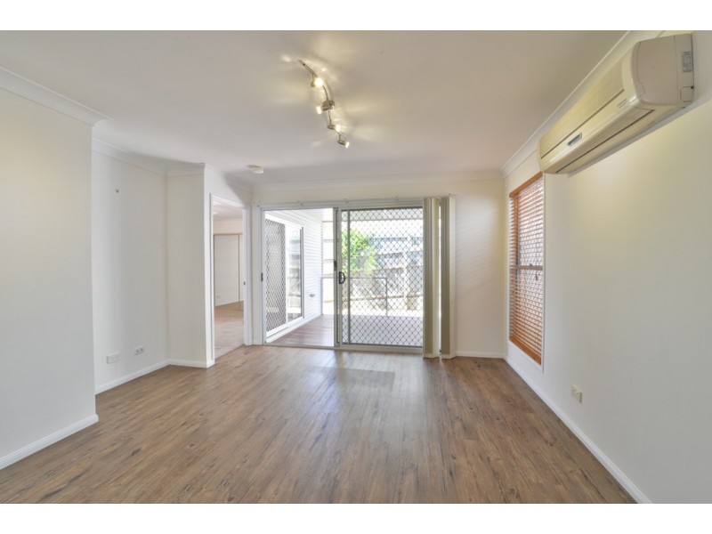 34 Elmwood Circuit, Springfield Lakes QLD 4300