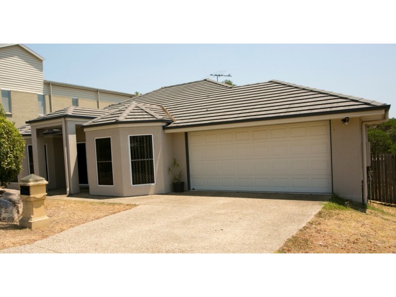 5 Riverside Crescent, Springfield Lakes QLD 4300