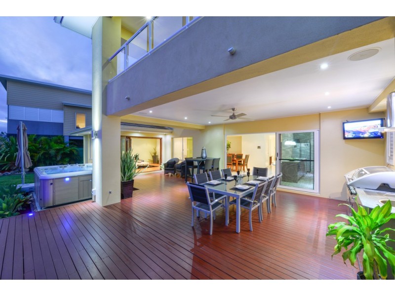 18 Cascades Street, Springfield Lakes QLD 4300