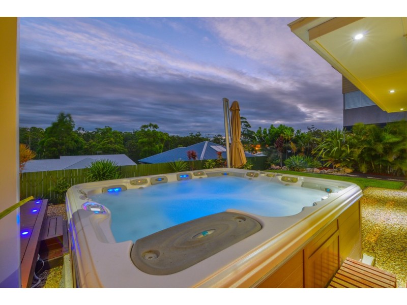 18 Cascades Street, Springfield Lakes QLD 4300