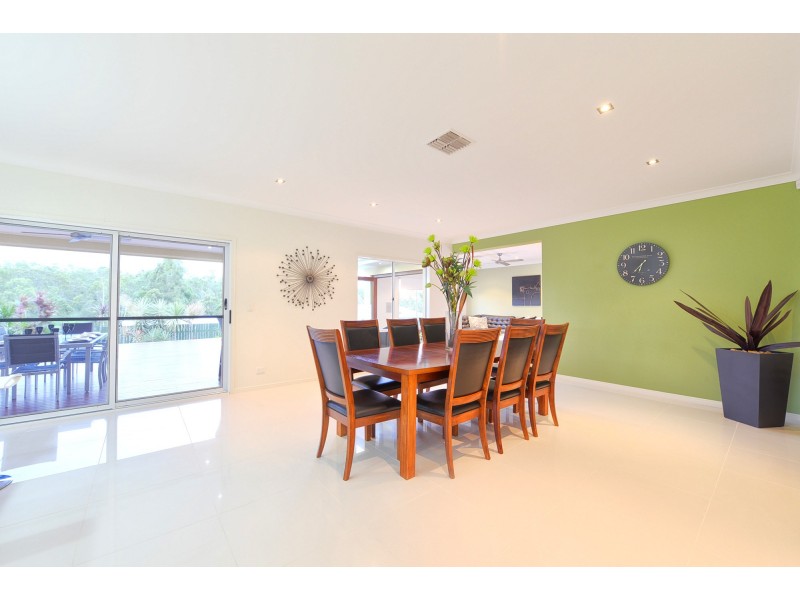 18 Cascades Street, Springfield Lakes QLD 4300