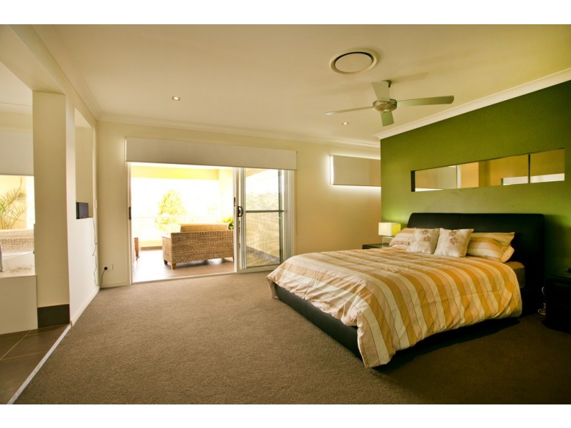 18 Cascades Street, Springfield Lakes QLD 4300