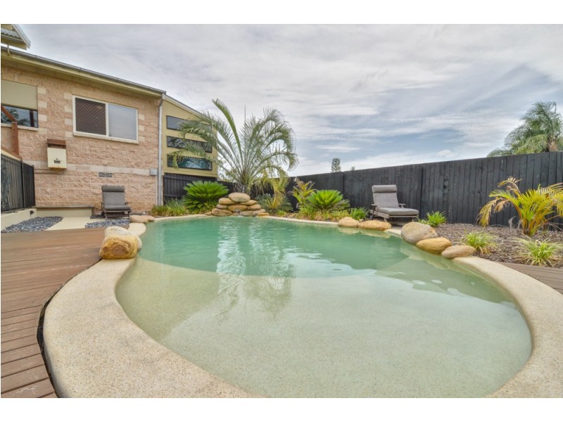 4 Vanessa Court, Camira QLD 4300