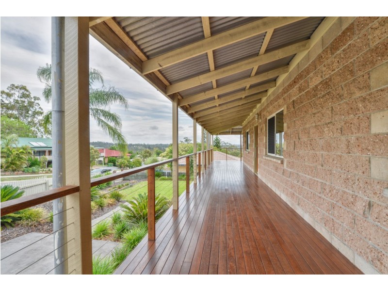 4 Vanessa Court, Camira QLD 4300