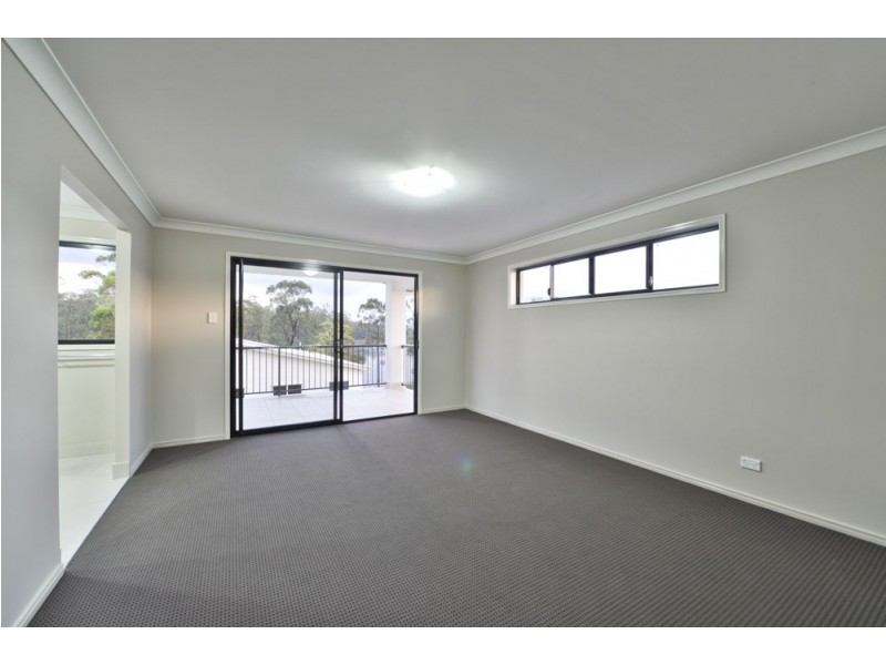 28 Cascades Street, Springfield Lakes QLD 4300