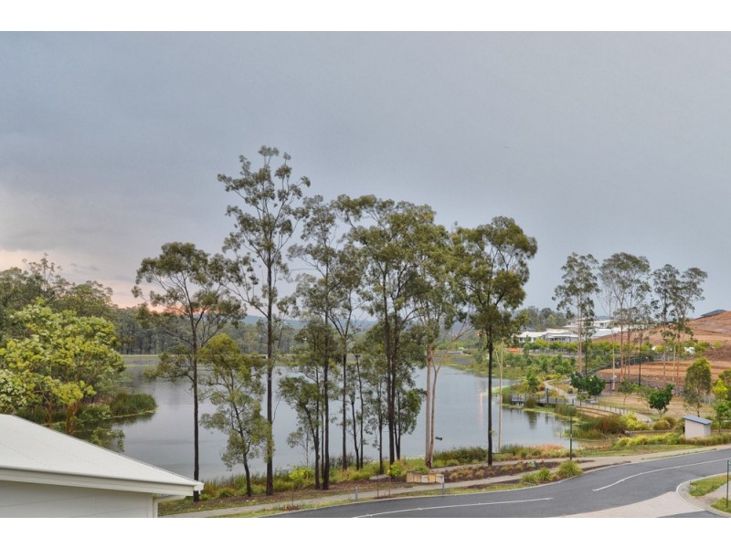 28 Cascades Street, Springfield Lakes QLD 4300