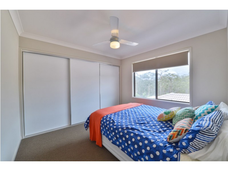 9 Hillsborough Place, Springfield Lakes QLD 4300