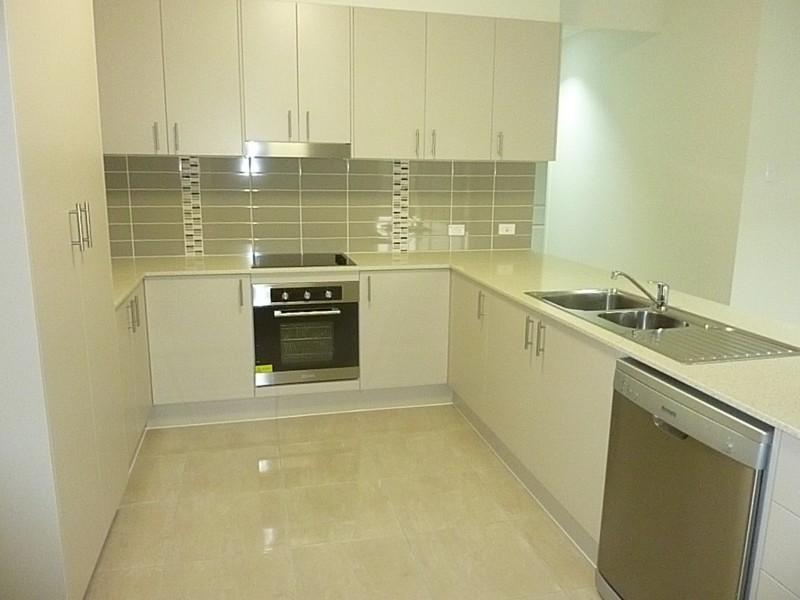 1 Dry Dock Circuit, Springfield Lakes QLD 4300