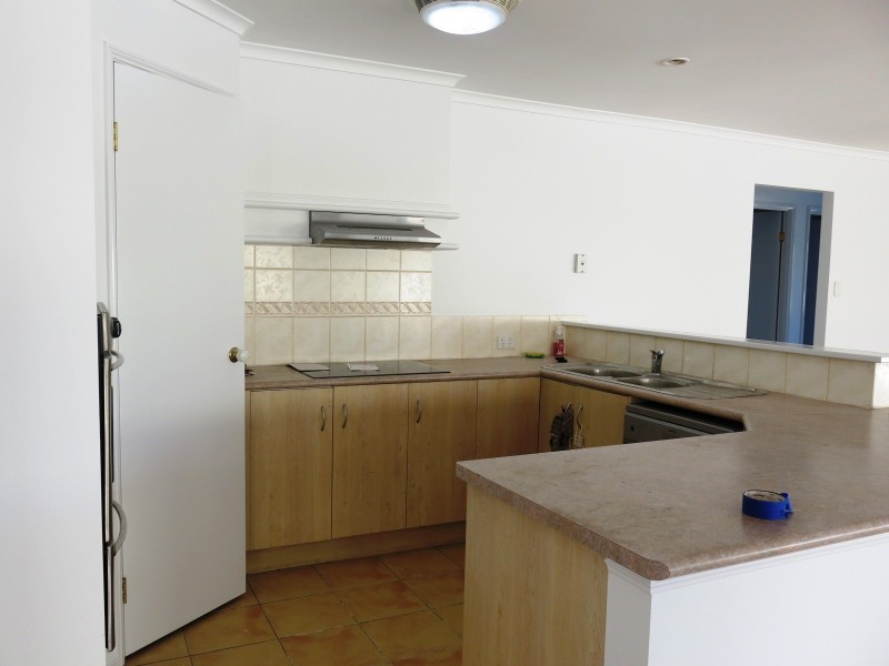 18 Goldeneye Place, Forest Lake QLD 4078