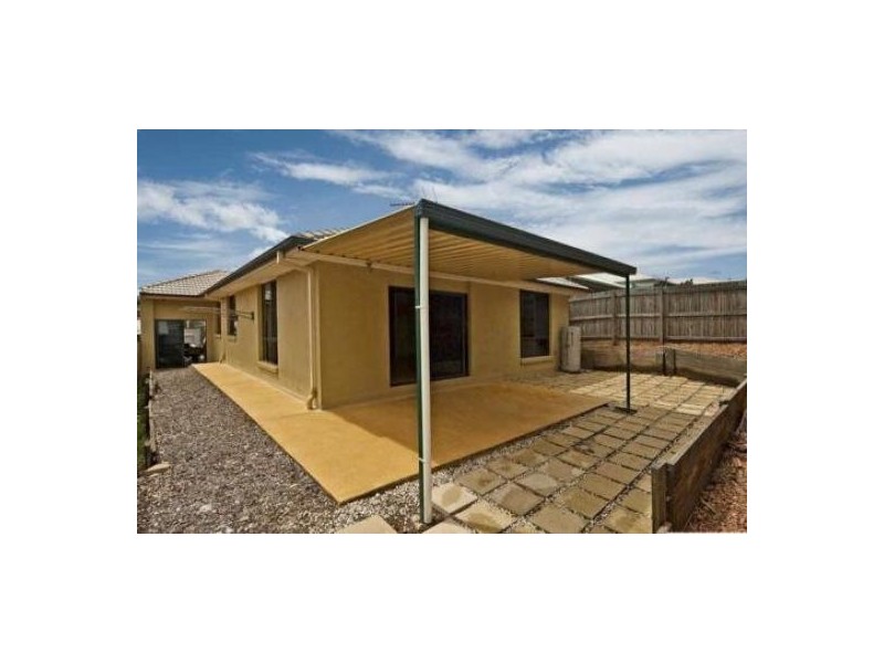 3 Freesia Close, Springfield Lakes QLD 4300