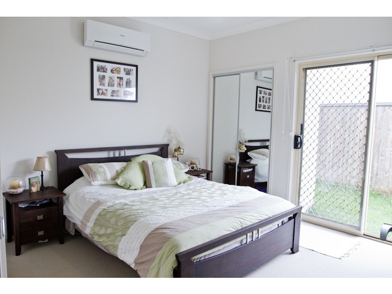 20 Creekside Drive, Springfield Lakes QLD 4300