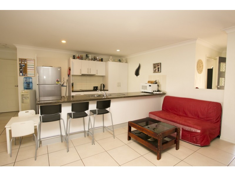 5 Riverside Crescent, Springfield Lakes QLD 4300