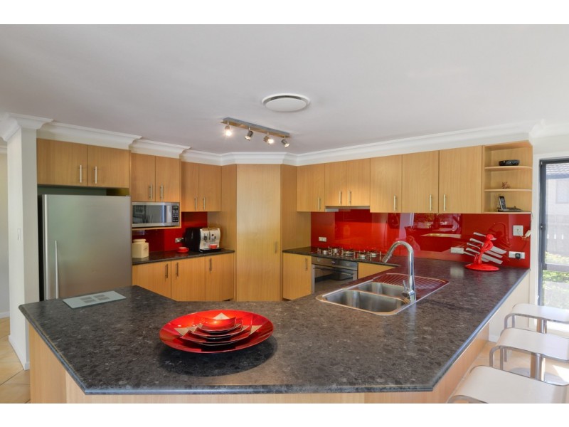 4 Coogara Court, Brookwater QLD 4300