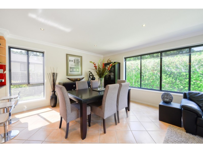 4 Coogara Court, Brookwater QLD 4300