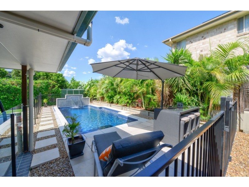 4 Coogara Court, Brookwater QLD 4300