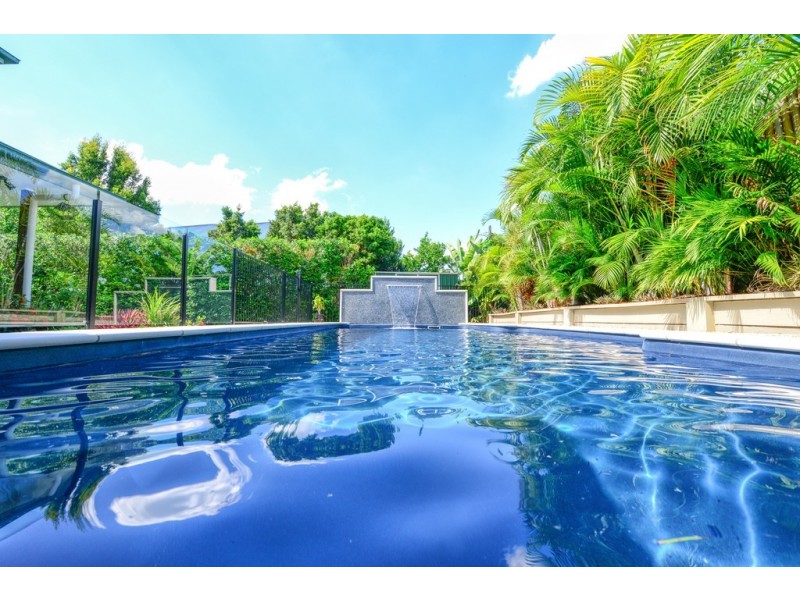 4 Coogara Court, Brookwater QLD 4300