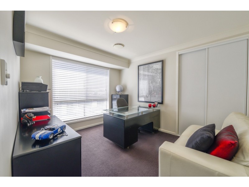 4 Coogara Court, Brookwater QLD 4300