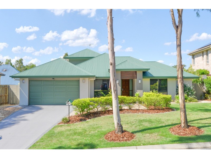 4 Coogara Court, Brookwater QLD 4300