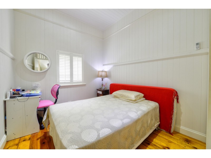 25 Jerrold Street, Sherwood QLD 4075