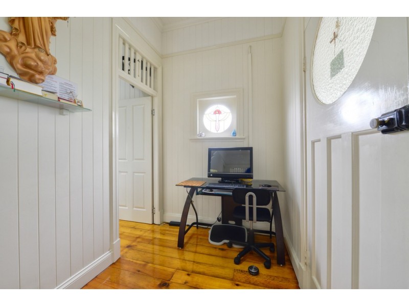 25 Jerrold Street, Sherwood QLD 4075