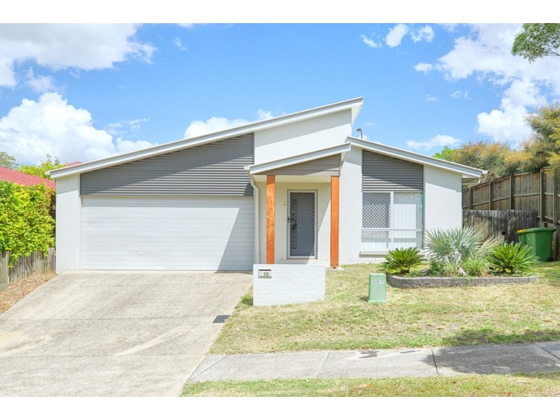 15 Greenleaf Avenue, Springfield Lakes QLD 4300