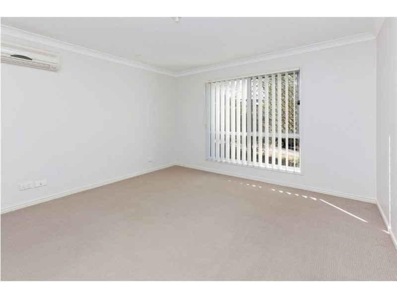 15 Greenleaf Avenue, Springfield Lakes QLD 4300