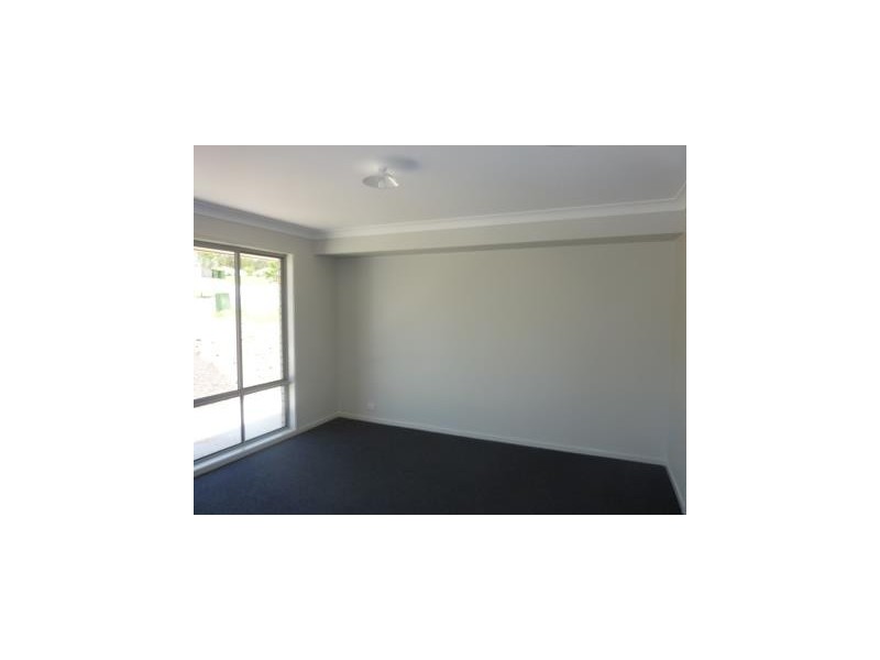 202 Grande Avenue, Springfield Lakes QLD 4300