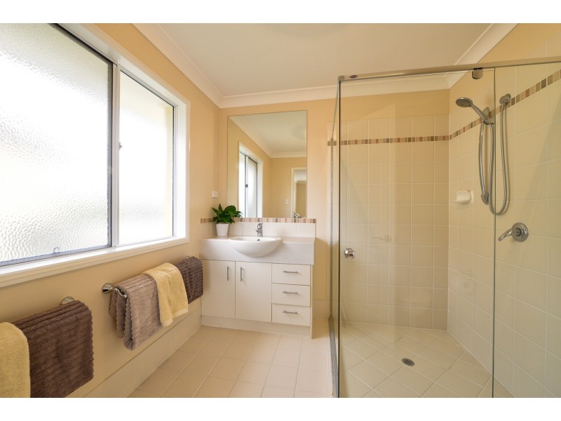 15 Opossum Circuit, Springfield Lakes QLD 4300