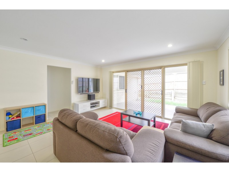 60 Geranium Drive, Springfield Lakes QLD 4300