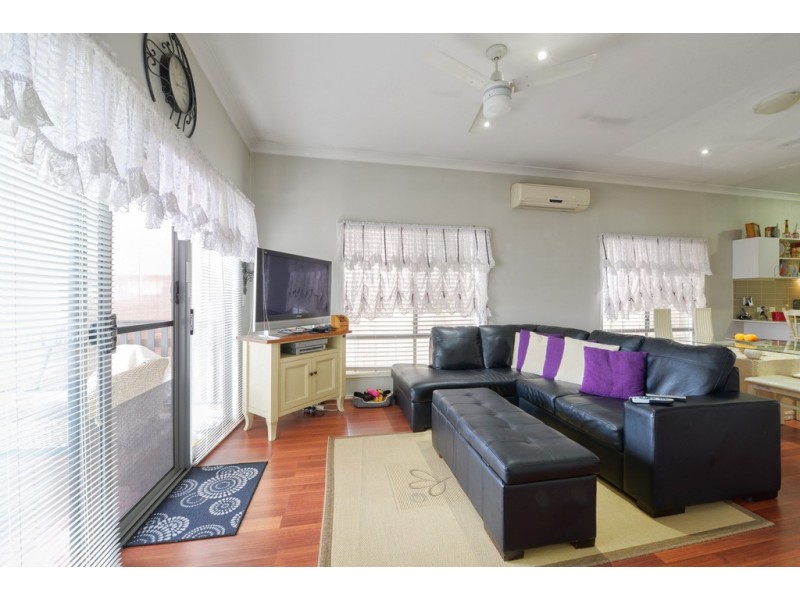 7 Hillsborough Place, Springfield Lakes QLD 4300