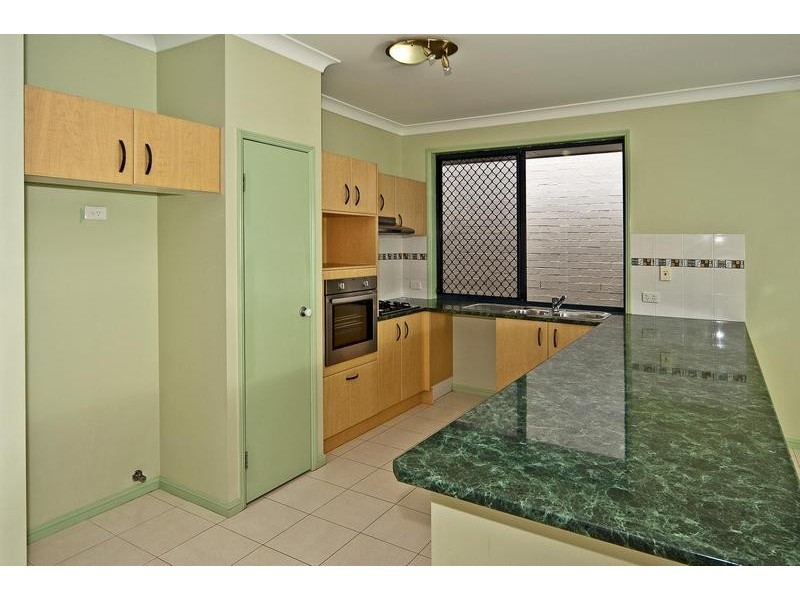 3 Freesia Close, Springfield Lakes QLD 4300