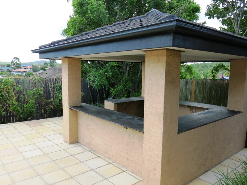 6 Bridgewater Road, Springfield QLD 4300