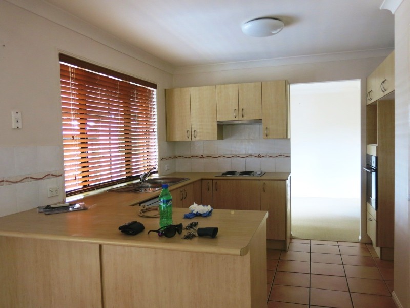 6 Bridgewater Road, Springfield QLD 4300