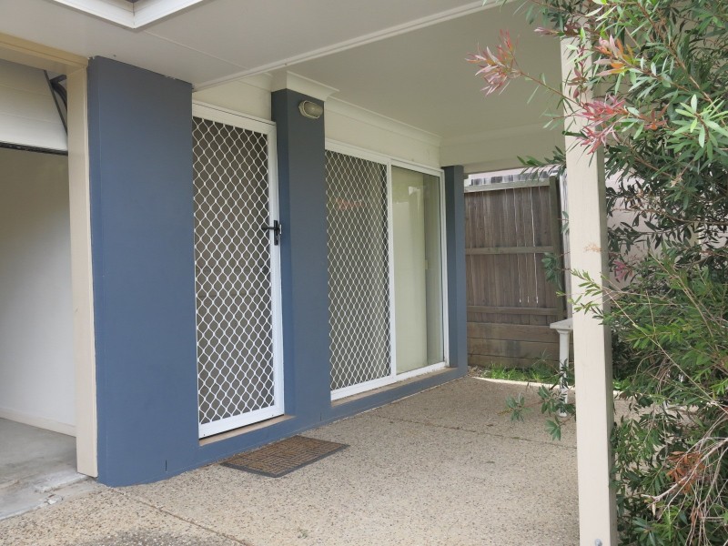 4 Freesia Close, Springfield Lakes QLD 4300