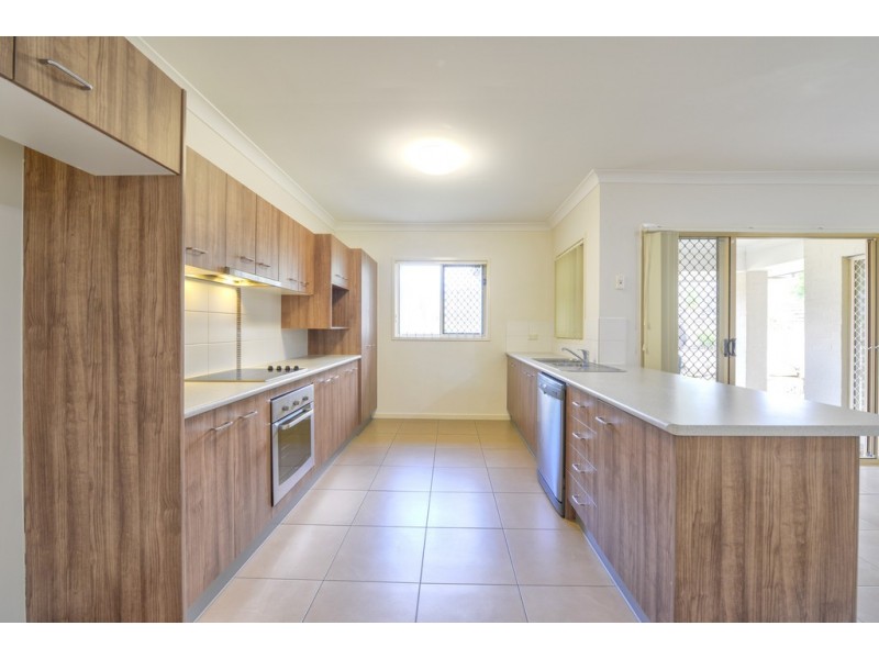 37 Parkview Drive, Springfield Lakes QLD 4300