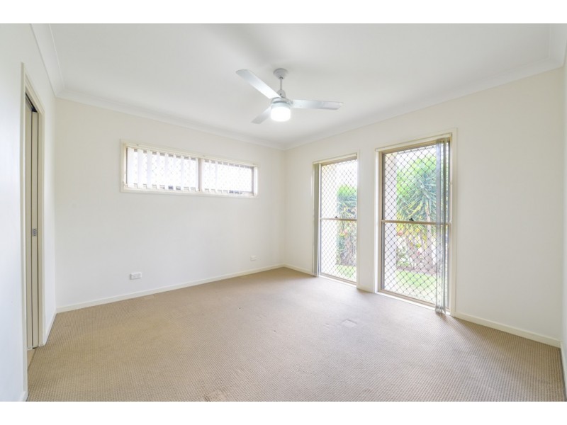 37 Parkview Drive, Springfield Lakes QLD 4300