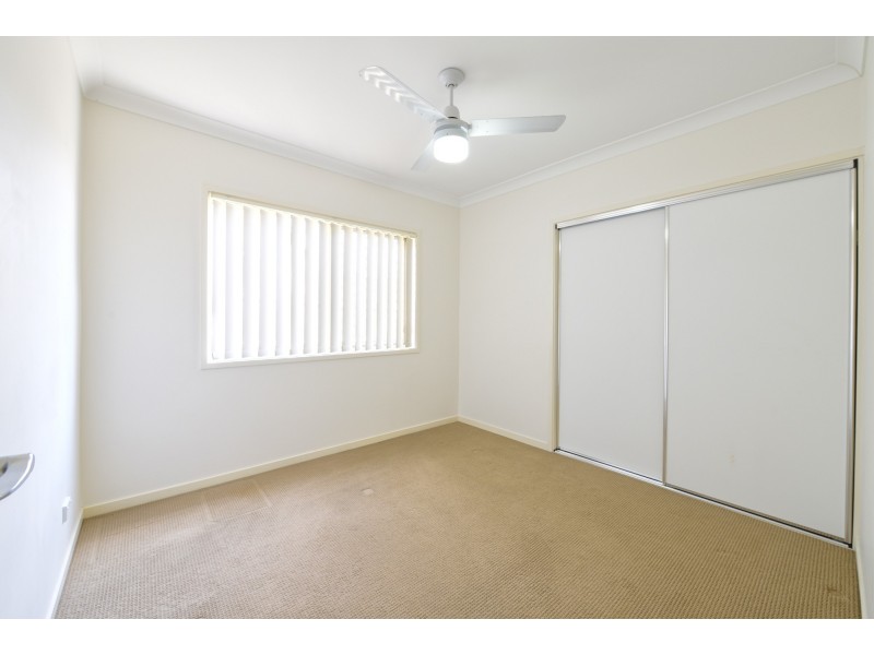 37 Parkview Drive, Springfield Lakes QLD 4300