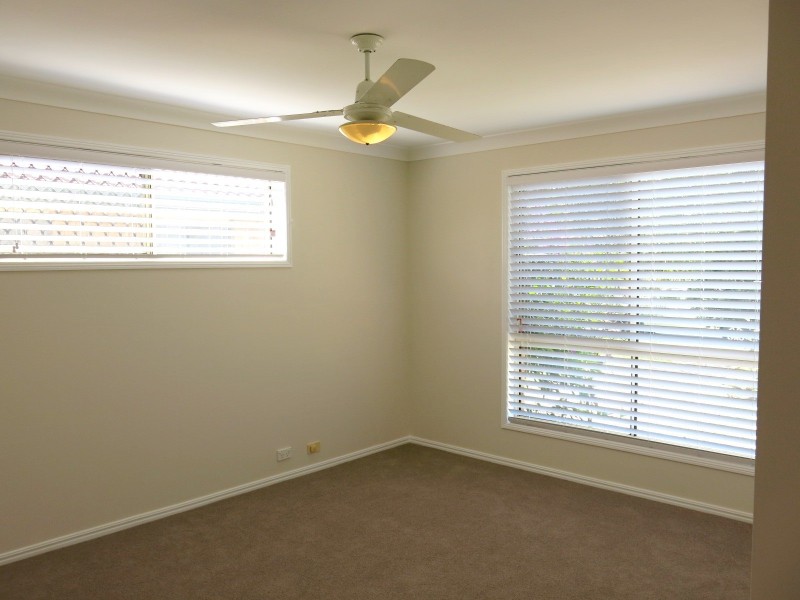 17 Ravenswood Lane, Springfield QLD 4300