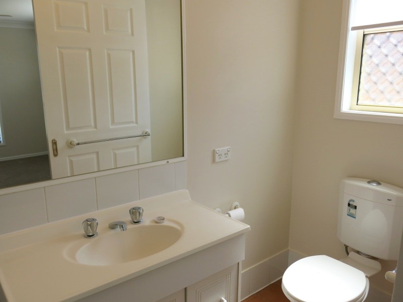 17 Ravenswood Lane, Springfield QLD 4300