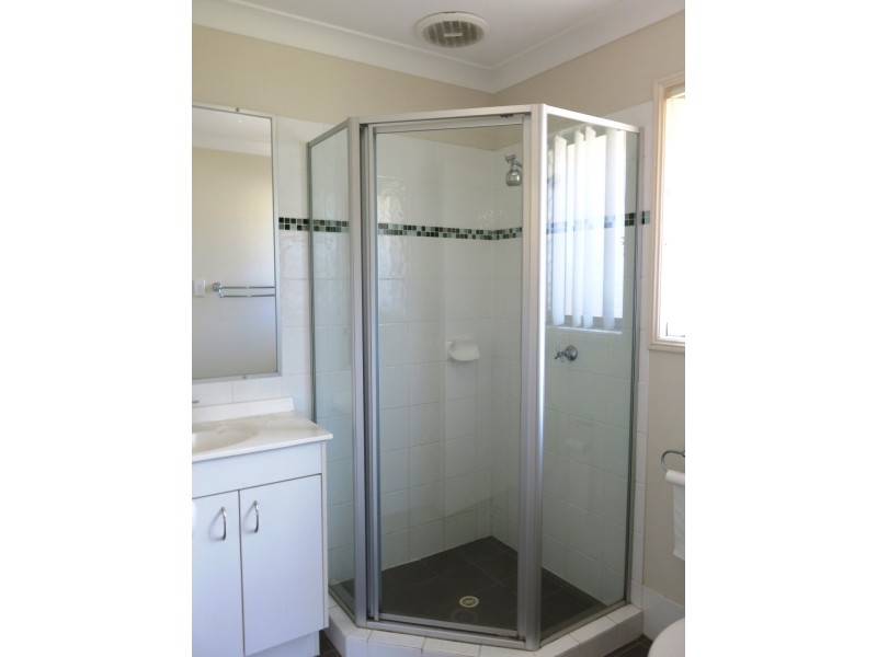 50 Parkside Drive, Springfield QLD 4300