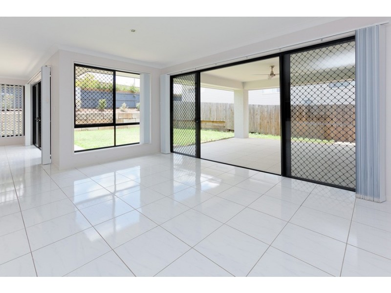 14 Wharf Court, Springfield Lakes QLD 4300