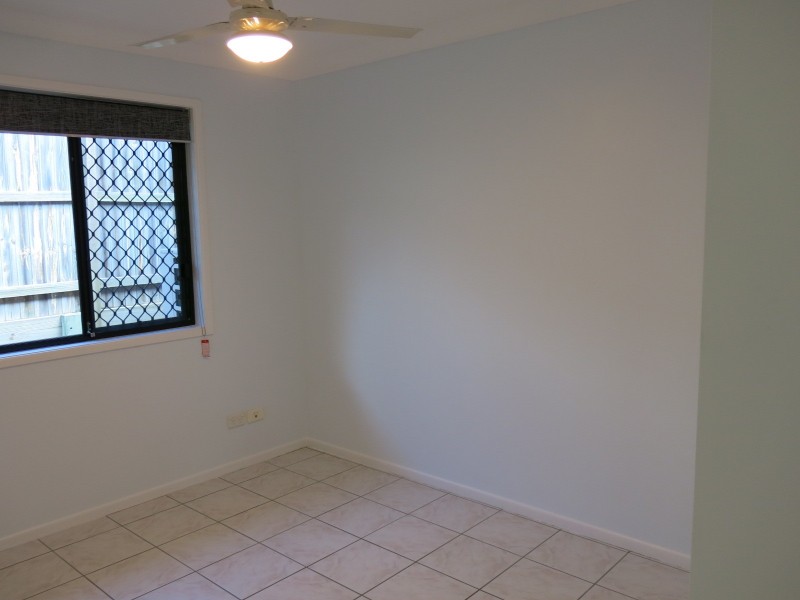 4 Labelle Street, Springfield Lakes QLD 4300