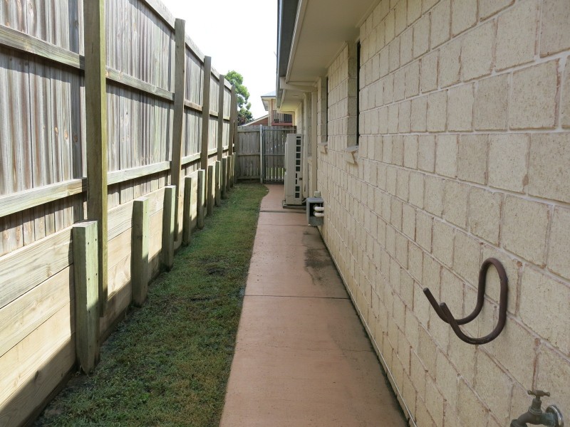 4 Labelle Street, Springfield Lakes QLD 4300