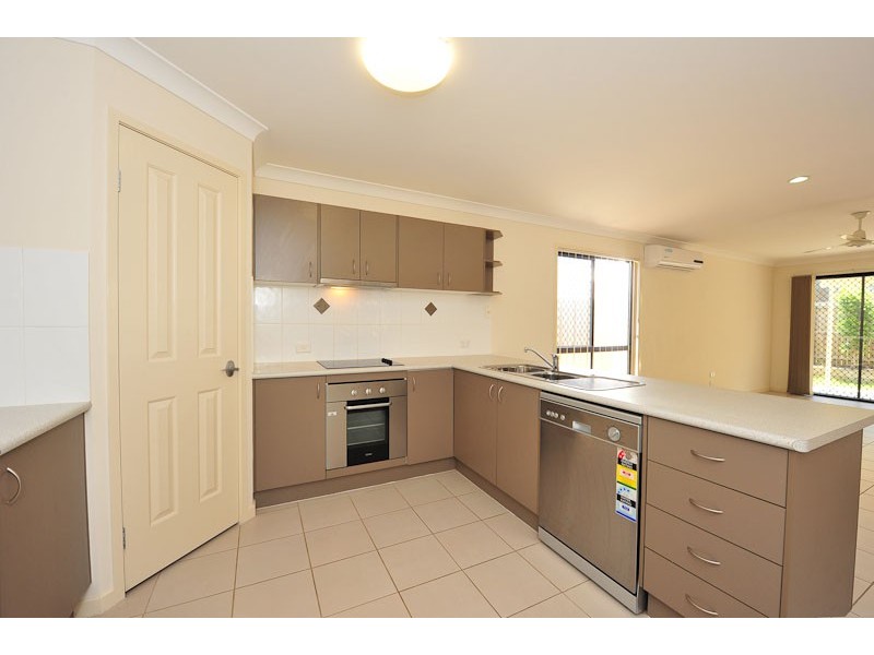 42 Carnarvon Avenue, Springfield Lakes QLD 4300