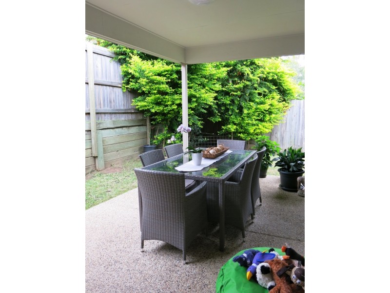 22 Elmwood Circuit, Springfield Lakes QLD 4300