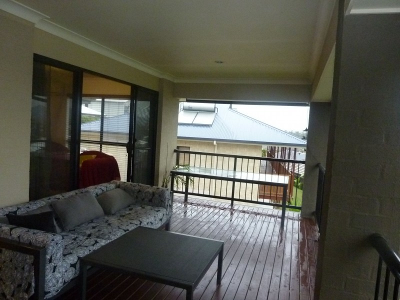 8 Greenwood Street, Springfield Lakes QLD 4300