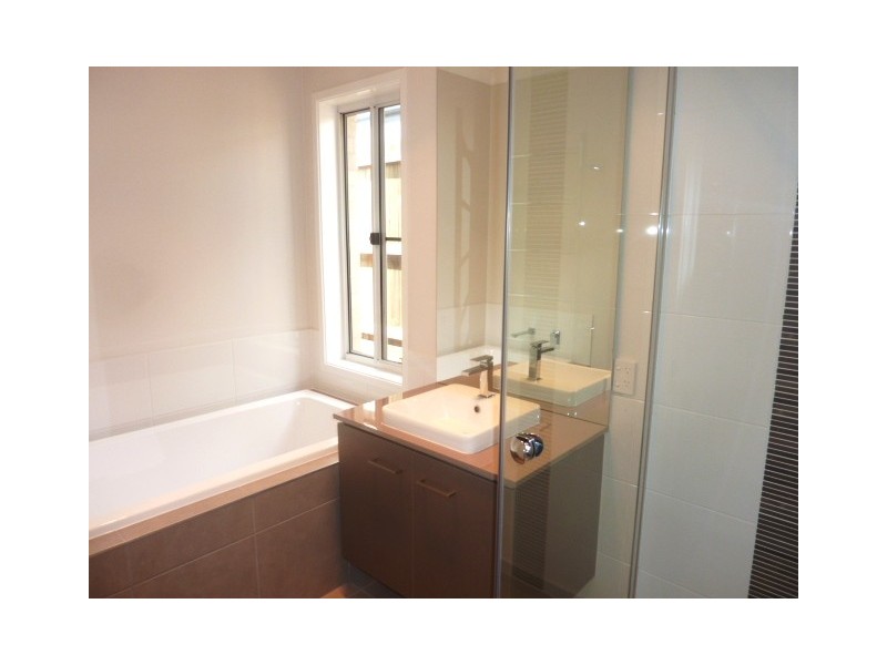 10 Hall Court, Bellbird Park QLD 4300
