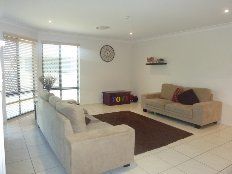 6 Mino Street, Springfield QLD 4300