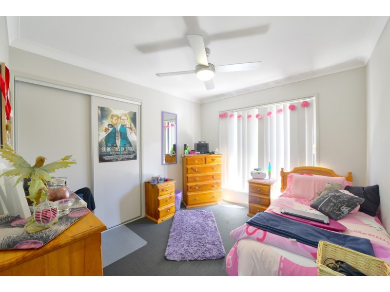 3 Keppel Close, Springfield Lakes QLD 4300